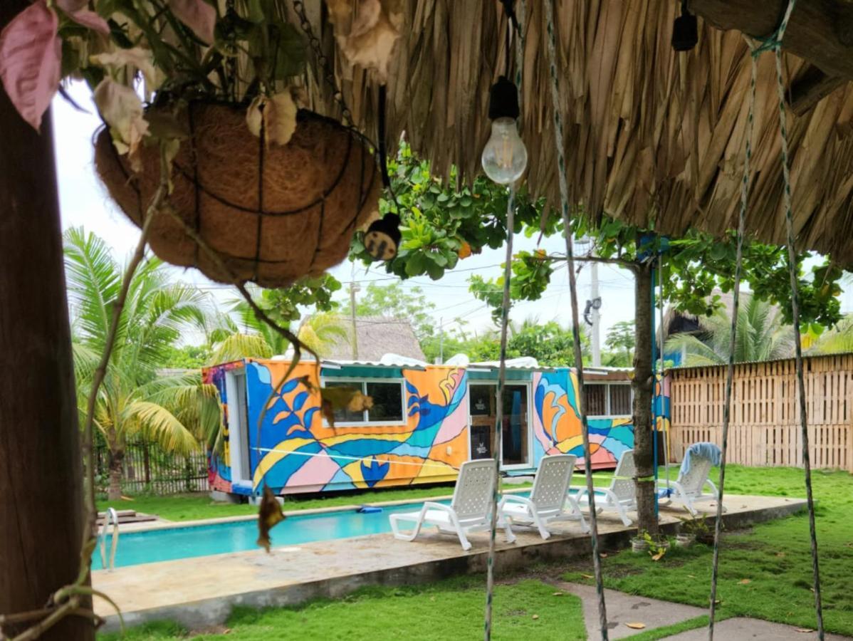 Green Belly Surf Hostel El Paredón Buena Vista Extérieur photo